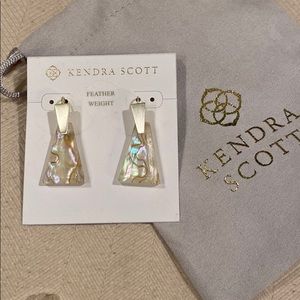 Kendra Scott Collins Small drop earrings